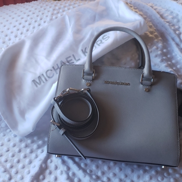Michael Kors satchel. - Picture 1 of 11